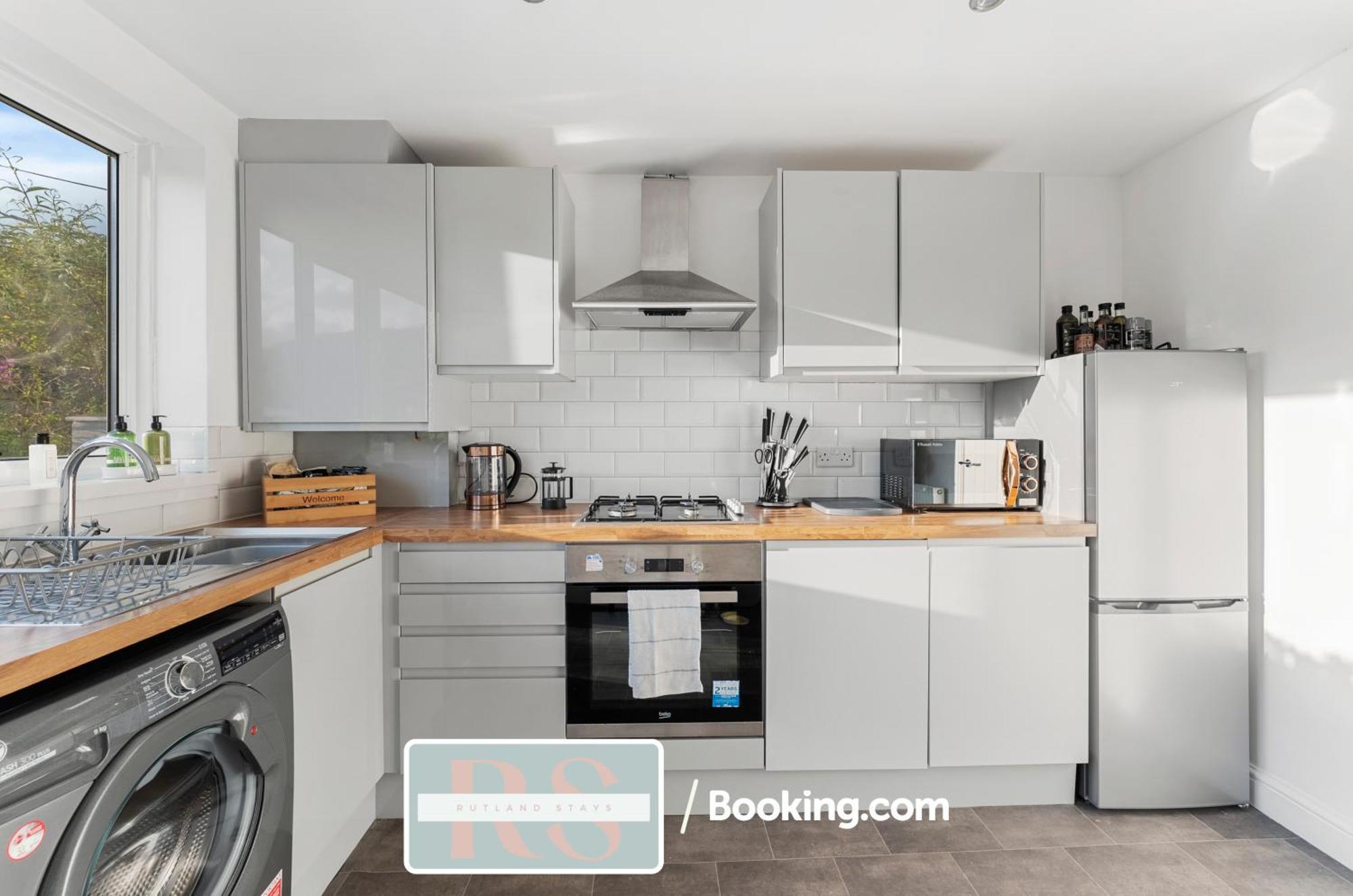 Contractors Accommodation South Wales By Rutland Stays Short Lets & Serviced Accommodation Pentre Treorky Eksteriør bilde