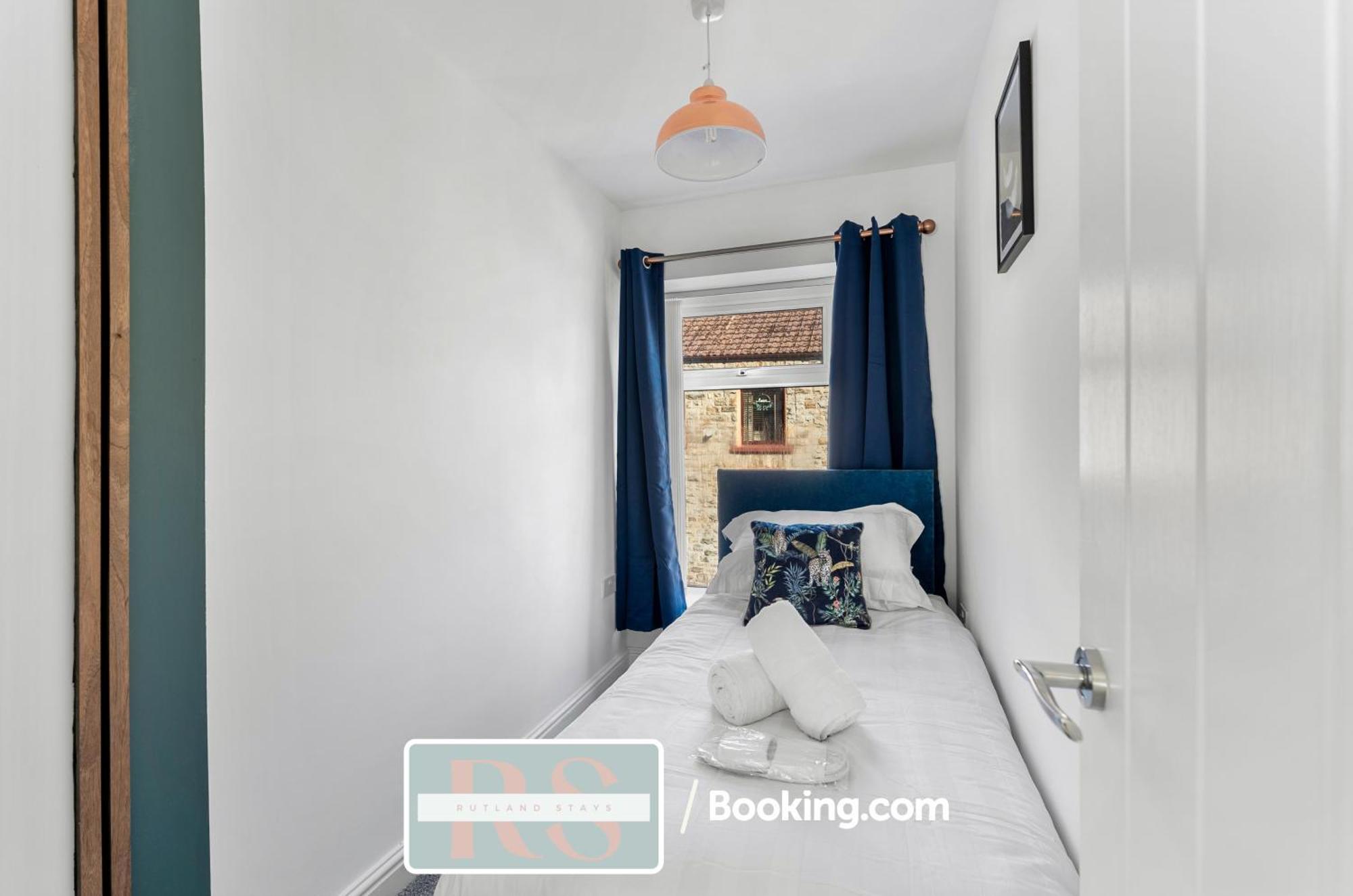 Contractors Accommodation South Wales By Rutland Stays Short Lets & Serviced Accommodation Pentre Treorky Eksteriør bilde